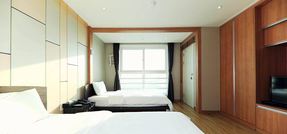 Pyeongtaekport Coopstay Hotel Екстер'єр фото