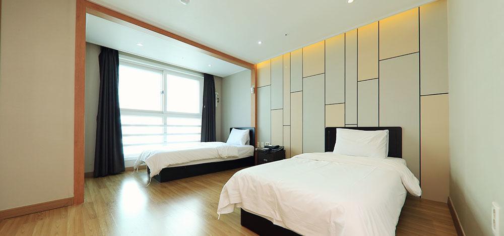 Pyeongtaekport Coopstay Hotel Екстер'єр фото